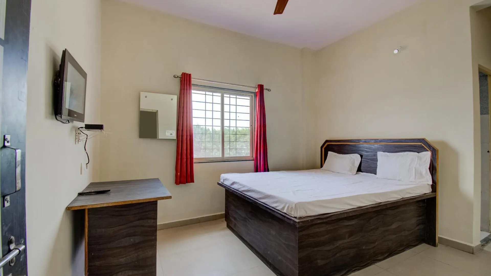 Spot On San Tower Hotel Thiruvananthapuram 2*,